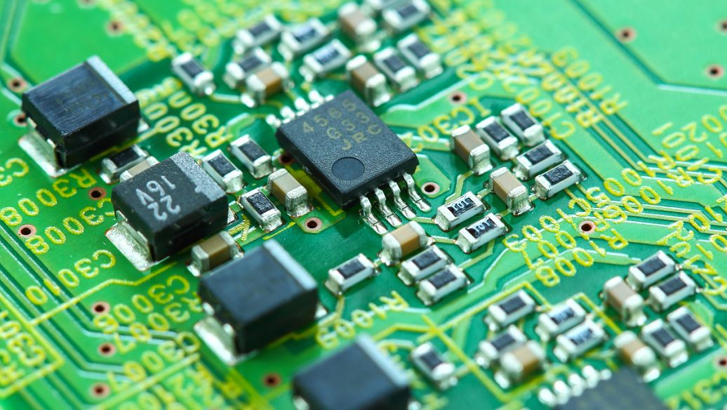 易密斯SMD彈片PCB板接地應(yīng)用于汽車電子